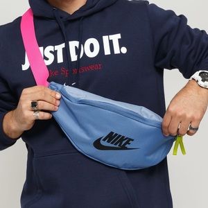 ❗️SOLD❗️Nike Fanny pack